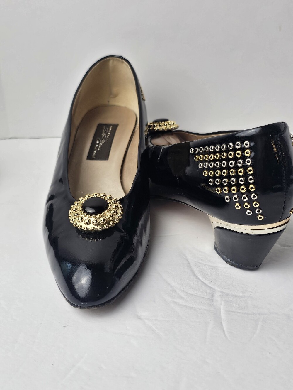 VTG Sesto Meucci of‎ Florence Black Patent Low Heel 7.5M Gold Silver Studded ***